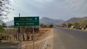 As obras de reabilitação da estrada Tete–Songo, com 30% de execução, vão reforçar a capacidade logística da HCB, dinamizar o comércio local e impulsionar o desenvolvimento regional.