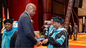 Chissano reconhece os feitos de Daniel Chapo