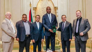 Daniel Chapo promove investimentos energéticos para Moçambique em Abu Dhabi