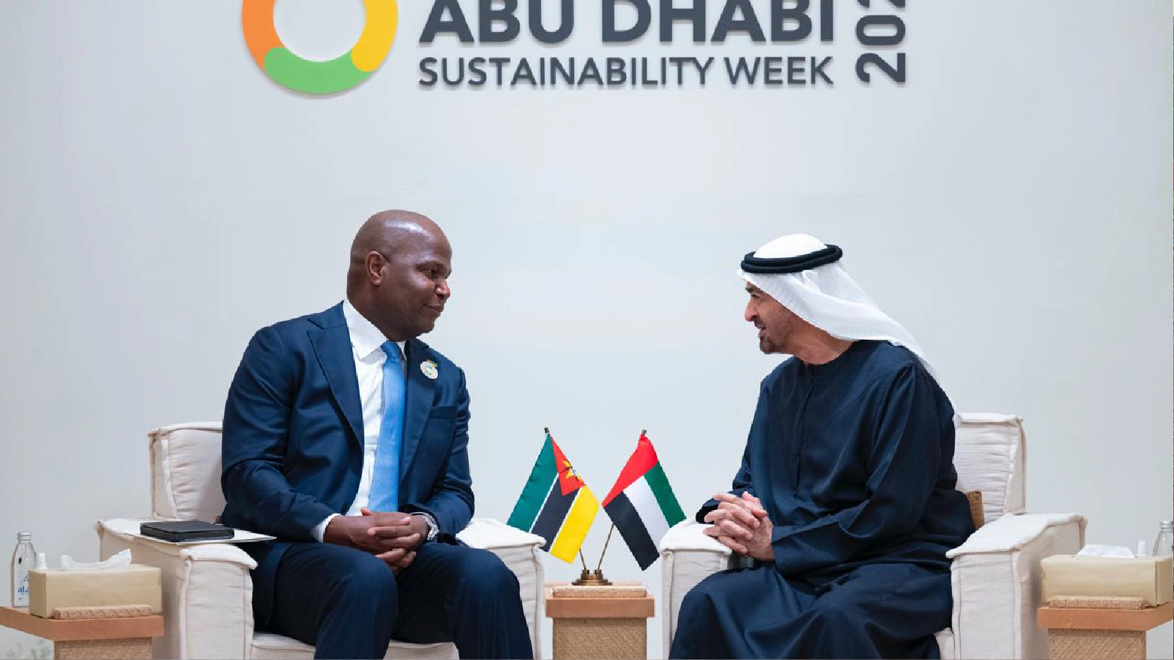 Daniel Chapo promove investimentos para Moçambique em Abu Dhabi