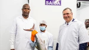 Mocímboa da Praia inaugura fábrica moderna de processamento de peixe