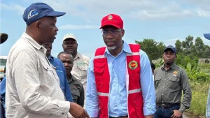 Cheias comprometem N1: Ministro dos Transportes avalia impacto em Maputo