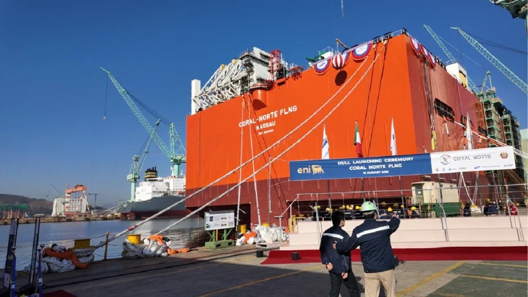 Coral Norte FLNG entra em fase decisiva rumo à produção em 2028