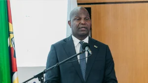 Daniel Chapo condena atentado e reafirma liberdade de imprensa em Moçambique