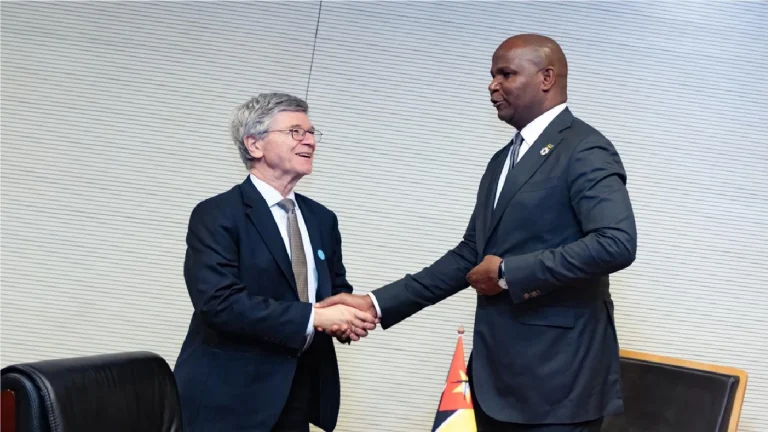 Jeffrey Sachs projecta Moçambique como economia desenvolvida em 25 anos