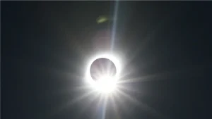Moçambique observará eclipse solar anular no dia 17 de fevereiro