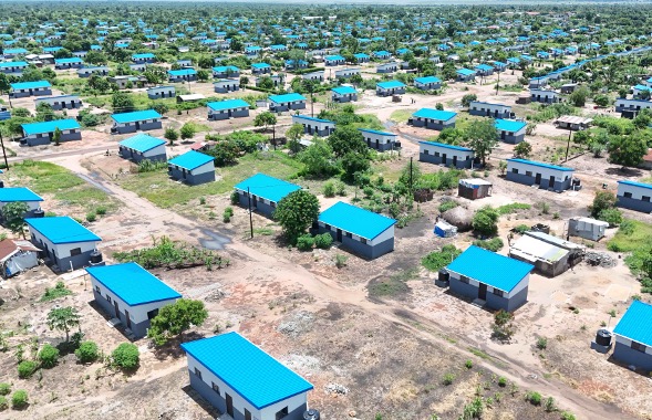 Daniel Chapo celebra conclusão do projecto habitacional da Fundação Tzu Chi em Sofala